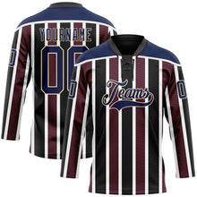 Laden Sie das Bild in den Galerie-Viewer, Uksn Individuelles Schwarz Marineblau Rot Creme-Weiß 3D-Muster Design-Streifen Eishockey-Trikot mit Schnürkragen
