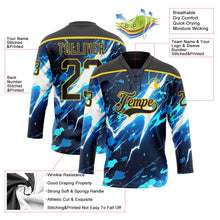 Laden Sie das Bild in den Galerie-Viewer, Uksn Individuelles Schwarz Blau Gelb-Weiß 3D-Muster Blitz Eishockey-Trikot mit Schnürkragen
