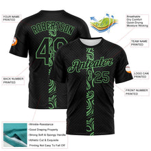Laden Sie das Bild in den Galerie-Viewer, Uksn Individuelles Schwarz-Erbsengrün Geometrisch Tribal Sportbekleidung Funktions-T-Shirt
