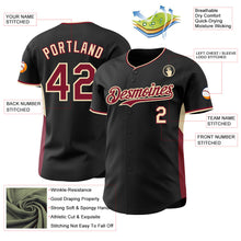 Laden Sie das Bild in den Galerie-Viewer, Uksn Individuelles Schwarz Karmesinrot-Creme Klassischer Farbblock Seitenpanel-Streifen Authentisches Baseball-Trikot
