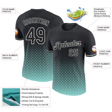 Laden Sie das Bild in den Galerie-Viewer, Uksn Individuelles Schwarz Eisblau-Weiß Geometrisch Sechseckig Punkt Farbverlauf Funktions-T-Shirt
