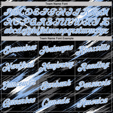 Laden Sie das Bild in den Galerie-Viewer, Uksn Individuelles Schwarz Hellblau Stahlgrau-Weiß Abstrakt Pinselstrich Spritzer Funktions-T-Shirt
