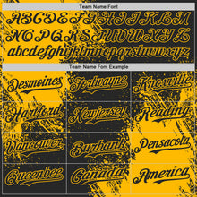 Laden Sie das Bild in den Galerie-Viewer, Uksn Individuelles Schwarz-Gold Abstrakter Pinselstrich Authentisches Baseball-Trikot
