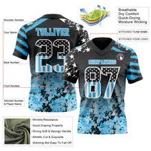 Laden Sie das Bild in den Galerie-Viewer, Uksn Individuelles Schwarz USA-Flagge Camouflage Weiß-Himmelblau Authentisches Football Trikot Mit Verlaufs-Digital-Camouflage, Stars &amp; Stripes, Raglanärmeln
