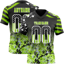 Laden Sie das Bild in den Galerie-Viewer, Uksn Individuelles Schwarz USA-Flagge Camouflage Weiß-Neongrün Authentisches Football Trikot Mit Verlaufs-Digital-Camouflage, Stars &amp; Stripes, Raglanärmeln
