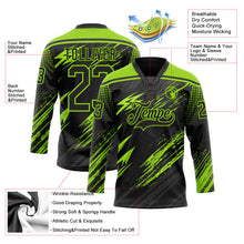 Laden Sie das Bild in den Galerie-Viewer, Uksn Individuelles Schwarz Neongrün Grau-Weiß Diagonale Grunge-Pinselstriche Rasterton Eishockey-Trikot mit Schnürkragen

