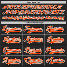 Laden Sie das Bild in den Galerie-Viewer, Uksn Individuelles Schwarz Orange-Weiß Diagonale Kratz-Pinselstriche Eishockey-Trikot mit Schnürkragen
