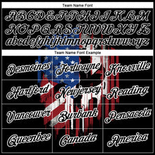 Laden Sie das Bild in den Galerie-Viewer, Uksn Individuelles Schwarz Weiß 3D Amerikanische Flagge Patriotisch Funktions-T-Shirt
