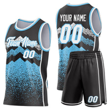 Laden Sie das Bild in den Galerie-Viewer, Uksn Individuelles Schwarz Weiß-Himmelblau Bergspitzen-Splitter Seitenstreifen Rundhals Sublimation Basketball-Set Trikot
