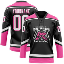 Laden Sie das Bild in den Galerie-Viewer, Uksn Individuelles Schwarz Weiß-Pink Eishockey-Trikot mit Schnürkragen
