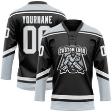Laden Sie das Bild in den Galerie-Viewer, Uksn Individuelles Schwarz Weiß-Silber Eishockey-Trikot mit Schnürkragen
