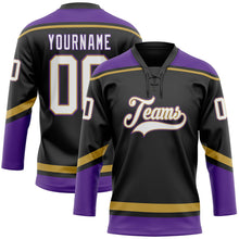 Laden Sie das Bild in den Galerie-Viewer, Uksn Individuelles Schwarz Weiß Altgold-Violett Eishockey-Trikot mit Schnürkragen
