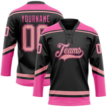 Laden Sie das Bild in den Galerie-Viewer, Uksn Individuelles Schwarz Mittelrosa-Pink Eishockey-Trikot mit Schnürkragen
