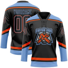 Laden Sie das Bild in den Galerie-Viewer, Uksn Individuelles Schwarz Puderblau-Orange Eishockey-Trikot mit Schnürkragen
