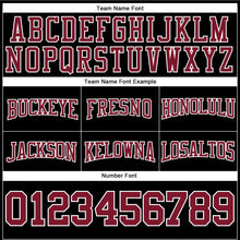 Laden Sie das Bild in den Galerie-Viewer, Uksn Individuelles Bestickt Schwarz Karmesinrot-Weiß Football Pullover Sweatshirt Hoodie
