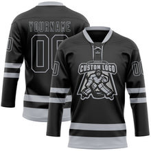 Laden Sie das Bild in den Galerie-Viewer, Uksn Individuelles Schwarz Grau Eishockey-Trikot mit Schnürkragen
