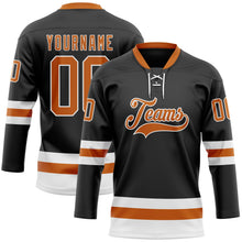 Laden Sie das Bild in den Galerie-Viewer, Uksn Individuelles Schwarz Texas-Orange-Weiß Eishockey-Trikot mit Schnürkragen

