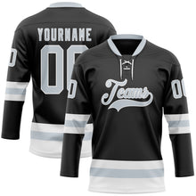 Laden Sie das Bild in den Galerie-Viewer, Uksn Individuelles Schwarz Silber-Weiß Eishockey-Trikot mit Schnürkragen
