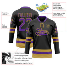 Laden Sie das Bild in den Galerie-Viewer, Uksn Individuelles Schwarz Violett-Altgold Eishockey-Trikot mit Schnürkragen

