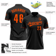 Laden Sie das Bild in den Galerie-Viewer, Uksn Individuelles Schwarz Orange Vapor Golf Funktions-Poloshirt
