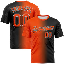 Laden Sie das Bild in den Galerie-Viewer, Uksn Individuelles Schwarz Orange-Weiß Farbverlauf Fashion Funktions-T-Shirt
