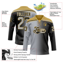 Laden Sie das Bild in den Galerie-Viewer, Uksn Individuelles Schwarz Grau-Altgold Verlaufsdesign Eishockey-Trikot mit Schnürkragen
