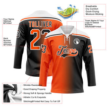 Laden Sie das Bild in den Galerie-Viewer, Uksn Individuelles Schwarz Orange-Weiß Verlaufsdesign Eishockey-Trikot mit Schnürkragen
