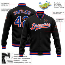 Laden Sie das Bild in den Galerie-Viewer, Uksn Individuelles Bomberjacke in Schwarz-Royalblau-Weiß-Orange mit Druckknopfleiste und Varsity-Letterman-Stil
