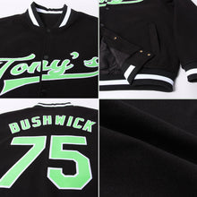 Laden Sie das Bild in den Galerie-Viewer, Uksn Individuelles Bomberjacke in Schwarz-Erbsengrün-Weiß mit Druckknopfleiste und Varsity-Letterman-Stil
