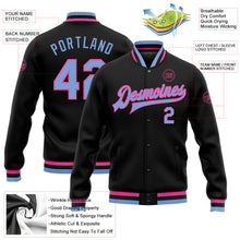 Laden Sie das Bild in den Galerie-Viewer, Uksn Individuelles Bomberjacke in Schwarz-Hellblau-Pink mit Druckknopfleiste und Varsity-Letterman-Stil
