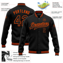 Laden Sie das Bild in den Galerie-Viewer, Uksn Individuelles Bomberjacke in Schwarz-Orange mit Druckknopfleiste und Varsity-Letterman-Stil

