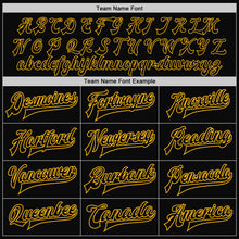Laden Sie das Bild in den Galerie-Viewer, Uksn Individuelles Bomberjacke in Schwarz mit goldenen Nadelstreifen in Gold, Druckknopfleiste und Varsity-Letterman-Stil
