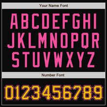 Laden Sie das Bild in den Galerie-Viewer, Uksn Individuelles Bomberjacke in Schwarz mit pinken Nadelstreifen in Gold, Druckknopfleiste und Varsity-Letterman-Stil
