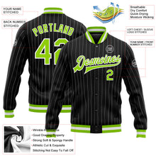 Laden Sie das Bild in den Galerie-Viewer, Uksn Individuelles Bomberjacke in Schwarz mit weißen Nadelstreifen in Neongrün, Druckknopfleiste und Varsity-Letterman-Stil
