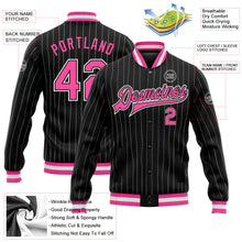 Laden Sie das Bild in den Galerie-Viewer, Uksn Individuelles Bomberjacke in Schwarz mit weißen Nadelstreifen in Pink, Druckknopfleiste und Varsity-Letterman-Stil
