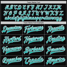Laden Sie das Bild in den Galerie-Viewer, Uksn Individuelles Bomberjacke in Schwarz mit weißen Nadelstreifen in Aqua, Druckknopfleiste und Varsity-Letterman-Stil
