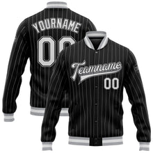 Laden Sie das Bild in den Galerie-Viewer, Uksn Individuelles Bomberjacke in Schwarz mit weißen Nadelstreifen in Grau, Druckknopfleiste und Varsity-Letterman-Stil
