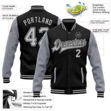 Laden Sie das Bild in den Galerie-Viewer, Uksn Individuelles Bomberjacke in Schwarz-Grau mit Druckknopfleiste, Zweifarben-Design und Varsity-Letterman-Stil
