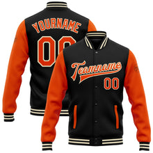 Laden Sie das Bild in den Galerie-Viewer, Uksn Individuelles Bomberjacke in Schwarz-Orange-Creme mit Druckknopfleiste, Zweifarben-Design und Varsity-Letterman-Stil
