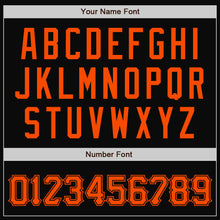 Laden Sie das Bild in den Galerie-Viewer, Uksn Individuelles Bomberjacke in Schwarz-Orange mit Druckknopfleiste, Zweifarben-Design und Varsity-Letterman-Stil
