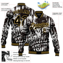 Laden Sie das Bild in den Galerie-Viewer, Uksn Individuelles Bomberjacke in Schwarz-Altgold mit 3D-Totenkopf-Design, Druckknopfleiste und Varsity-Letterman-Stil
