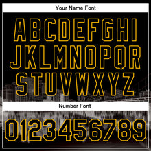 Laden Sie das Bild in den Galerie-Viewer, Uksn Individuelles Bomberjacke in Schwarz-Gold mit 3D-Pittsburgh-Pennsylvania-City-Edition, Druckknopfleiste und Varsity-Letterman-Stil
