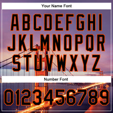 Laden Sie das Bild in den Galerie-Viewer, Uksn Individuelles Bomberjacke in Schwarz-Orange mit 3D-Golden-Gate-Bridge-San-Francisco-Kalifornien-City-Edition, Druckknopfleiste und Varsity-Letterman-Stil
