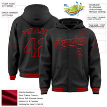 Laden Sie das Bild in den Galerie-Viewer, Uksn Individuelles Bomberjacke in Schwarz-Rot mit Druckknopfleiste, Kapuze und Varsity-Letterman-Stil
