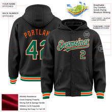 Laden Sie das Bild in den Galerie-Viewer, Uksn Individuelles Bomberjacke in Schwarz-Kelly-Grün-Orange mit Druckknopfleiste, Kapuze und Varsity-Letterman-Stil
