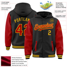 Laden Sie das Bild in den Galerie-Viewer, Uksn Individuelles Bomberjacke in Schwarz-Rot-Gold mit Druckknopfleiste, Kapuze, Zweifarben-Design und Varsity-Letterman-Stil
