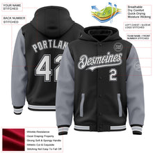 Laden Sie das Bild in den Galerie-Viewer, Uksn Individuelles Bomberjacke in Schwarz-Weiß-Grau mit Druckknopfleiste, Kapuze, Zweifarben-Design und Varsity-Letterman-Stil
