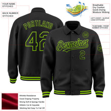 Laden Sie das Bild in den Galerie-Viewer, Uksn Individuelles Bomberjacke in Schwarz-Neongrün mit Byron-Stil, Reverskragen, Druckknopfleiste und Varsity-Letterman-Stil
