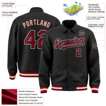 Laden Sie das Bild in den Galerie-Viewer, Uksn Individuelles Bomberjacke in Schwarz-Kastanienbraun-Creme mit Byron-Stil, Reverskragen, Druckknopfleiste und Varsity-Letterman-Stil
