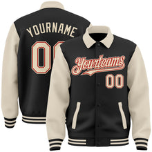 Laden Sie das Bild in den Galerie-Viewer, Uksn Individuelles Bomberjacke in Schwarz-Creme-Rot mit Byron-Stil, Reverskragen, Druckknopfleiste, Zweifarben-Design und Varsity-Letterman-Stil
